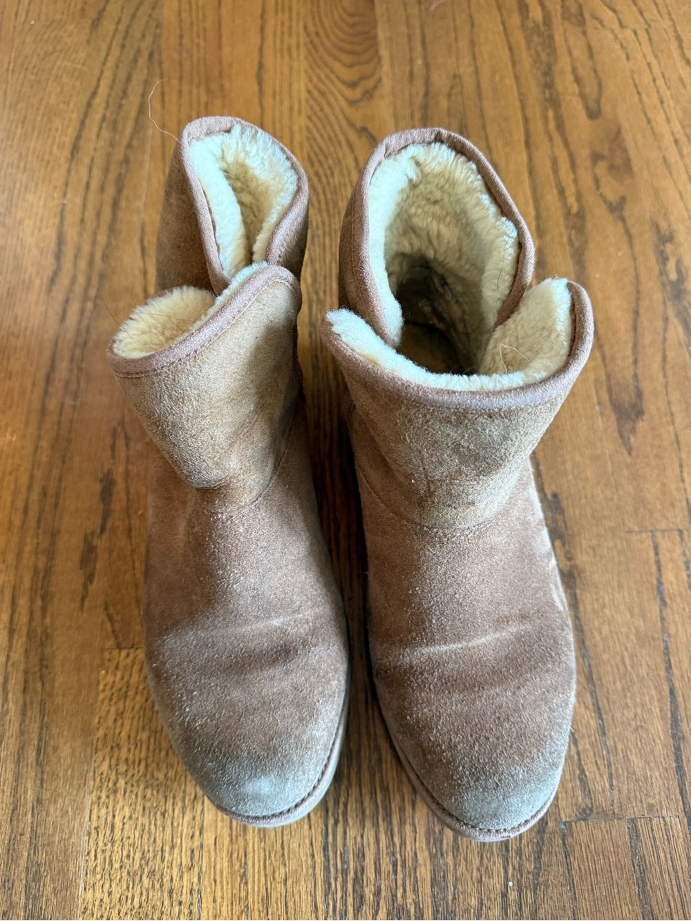 UGG Brown Suede Shearling Ankle Boots Size 8